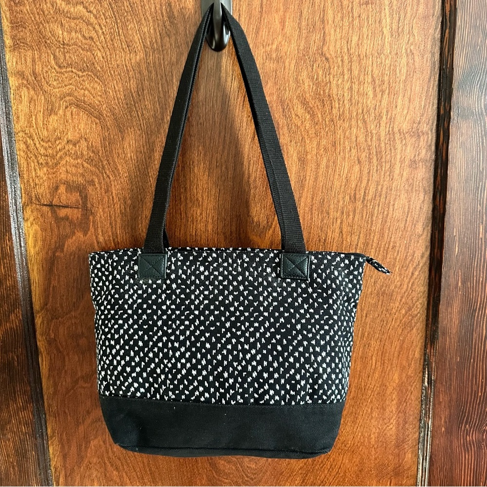 Thirty-One Black and White Demi Day Bag